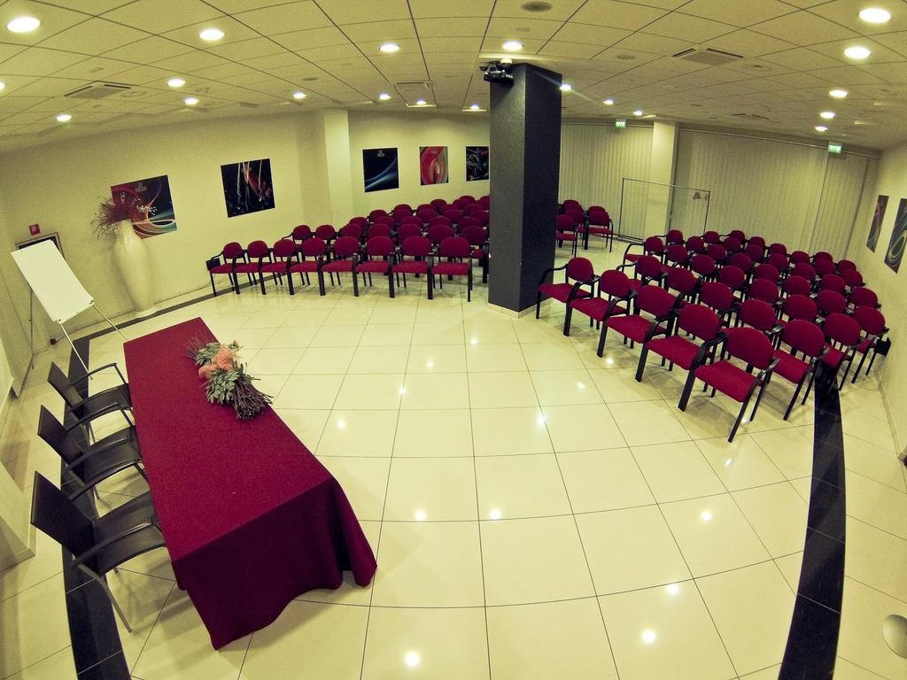 Best Western Hotel Class Lamezia Ламеция Терме Екстериор снимка