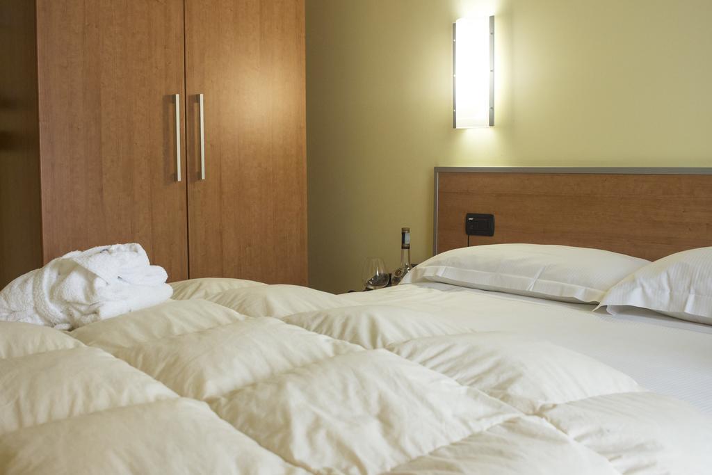 Best Western Hotel Class Lamezia Ламеция Терме Екстериор снимка