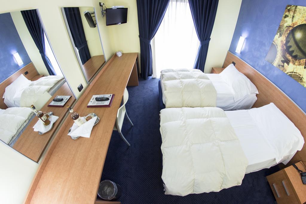 Best Western Hotel Class Lamezia Ламеция Терме Екстериор снимка