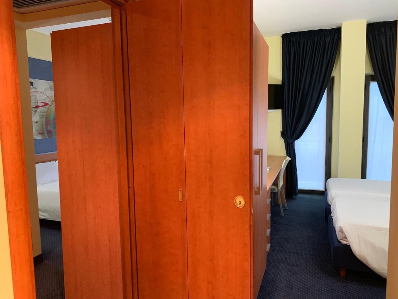 Best Western Hotel Class Lamezia Ламеция Терме Екстериор снимка